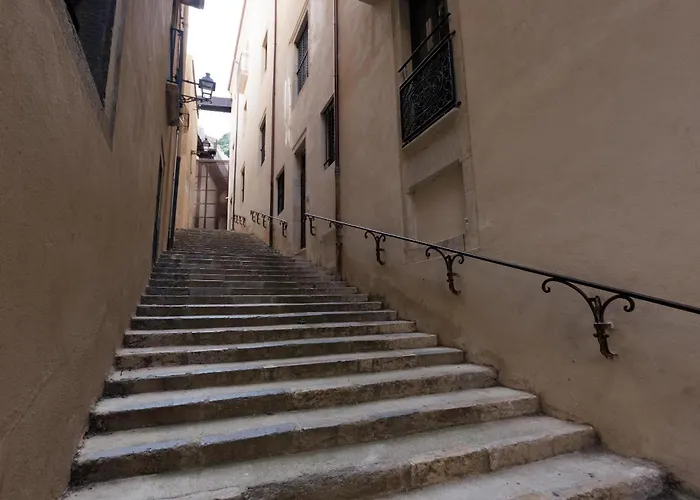 Bravissimo Vivaldi 3a, Monthly * Girona